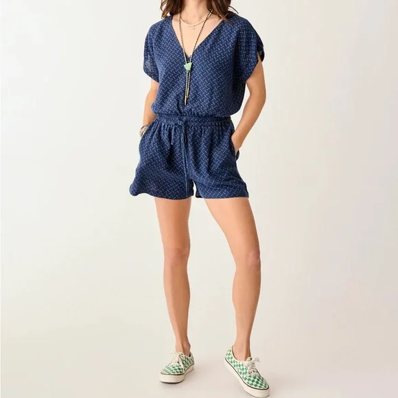 Carve Designs Navy Sophie Linen Romper - Picture 2 of 7